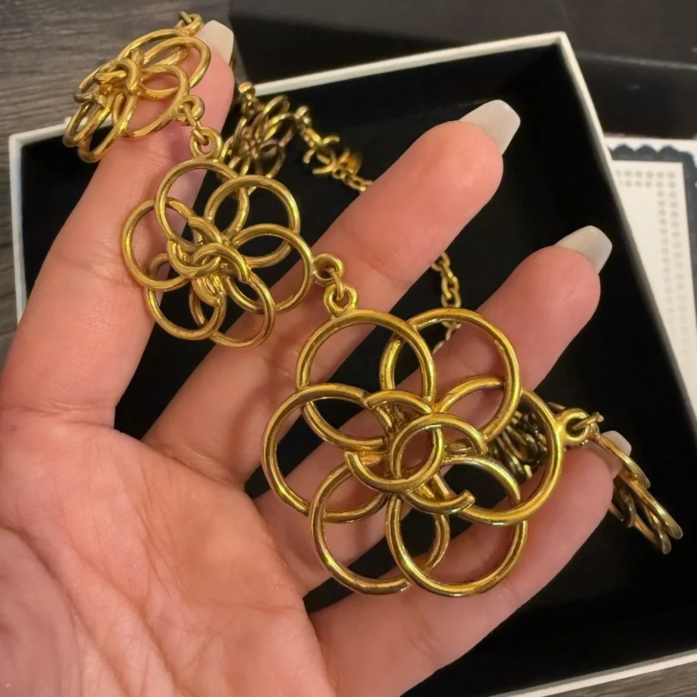 Vintage Chanel Gold CC Flower Collar Necklace